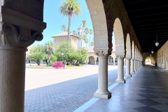 Quad.pillars